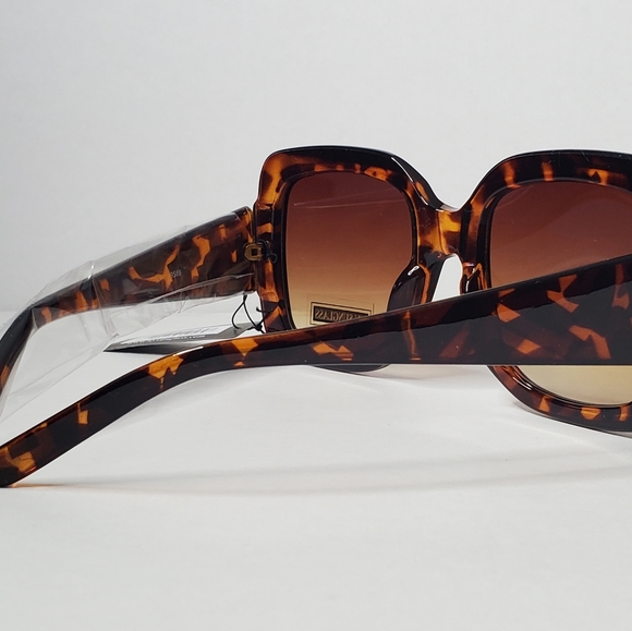 NY Sunglasses - Picture 8 of 9